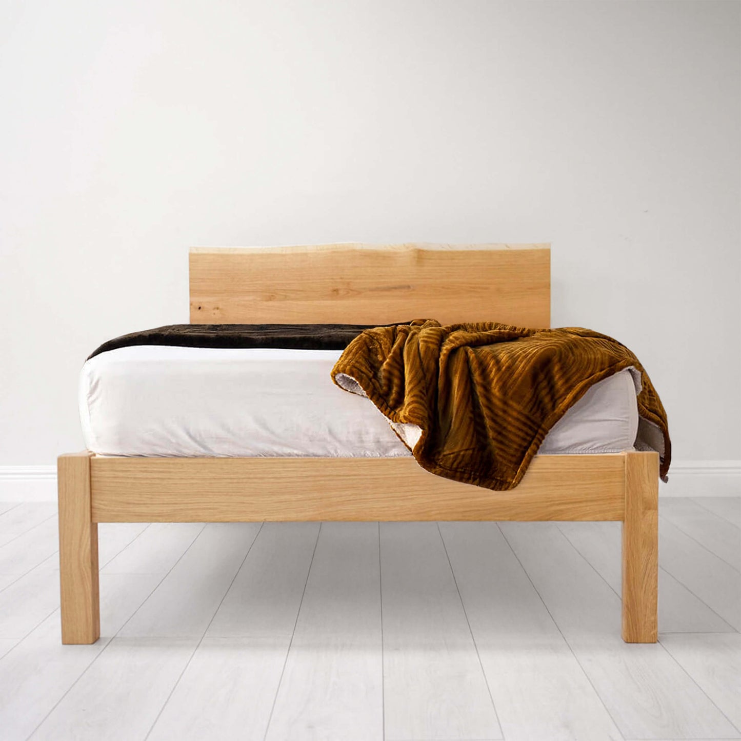 Live Edge Oak Bed Frame 02 - Light