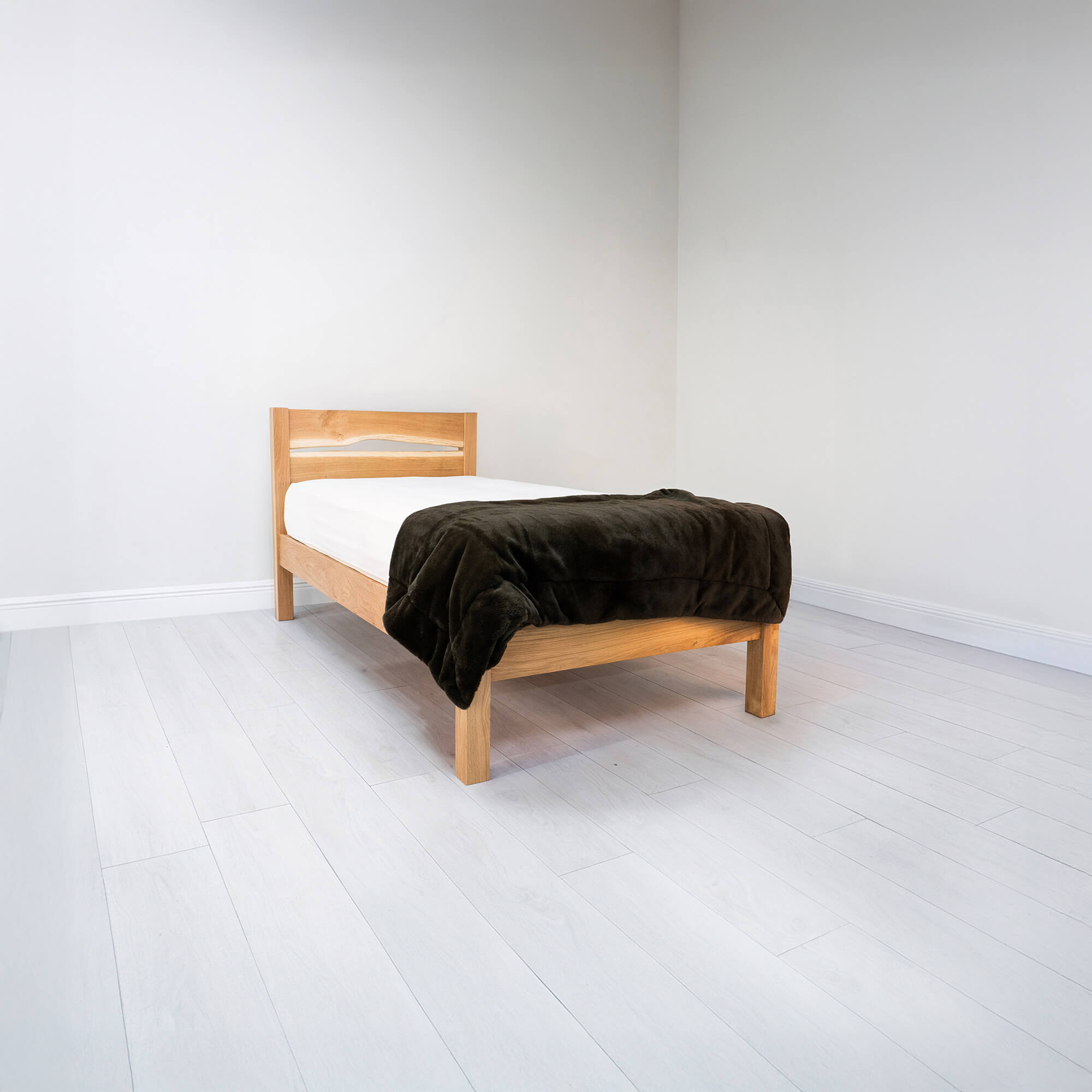 Live Edge Model 01 - Single