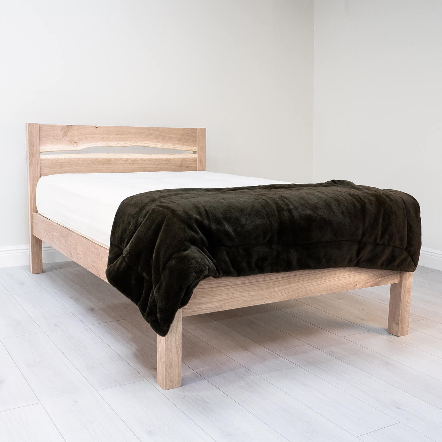 Solid Oak - White