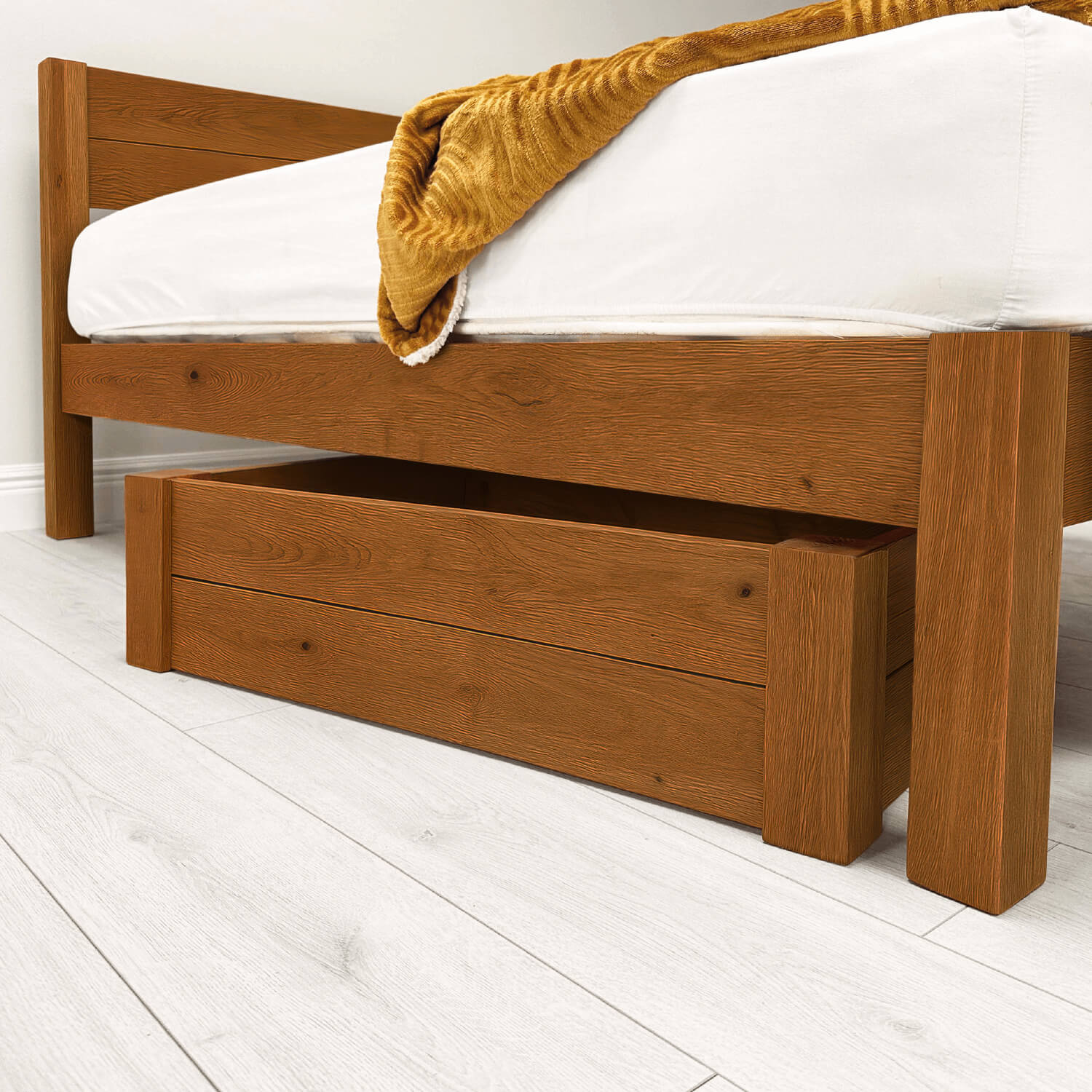 Solid Oak - Walnut