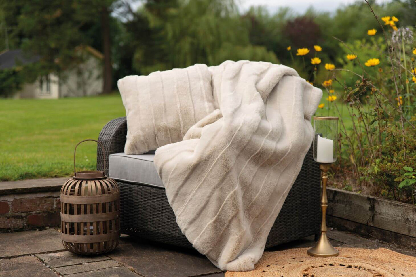 Oatmeal Alaska Throw