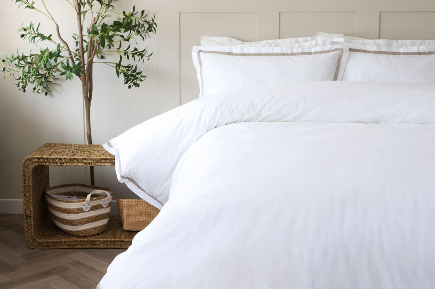 Aarie Duvet Set