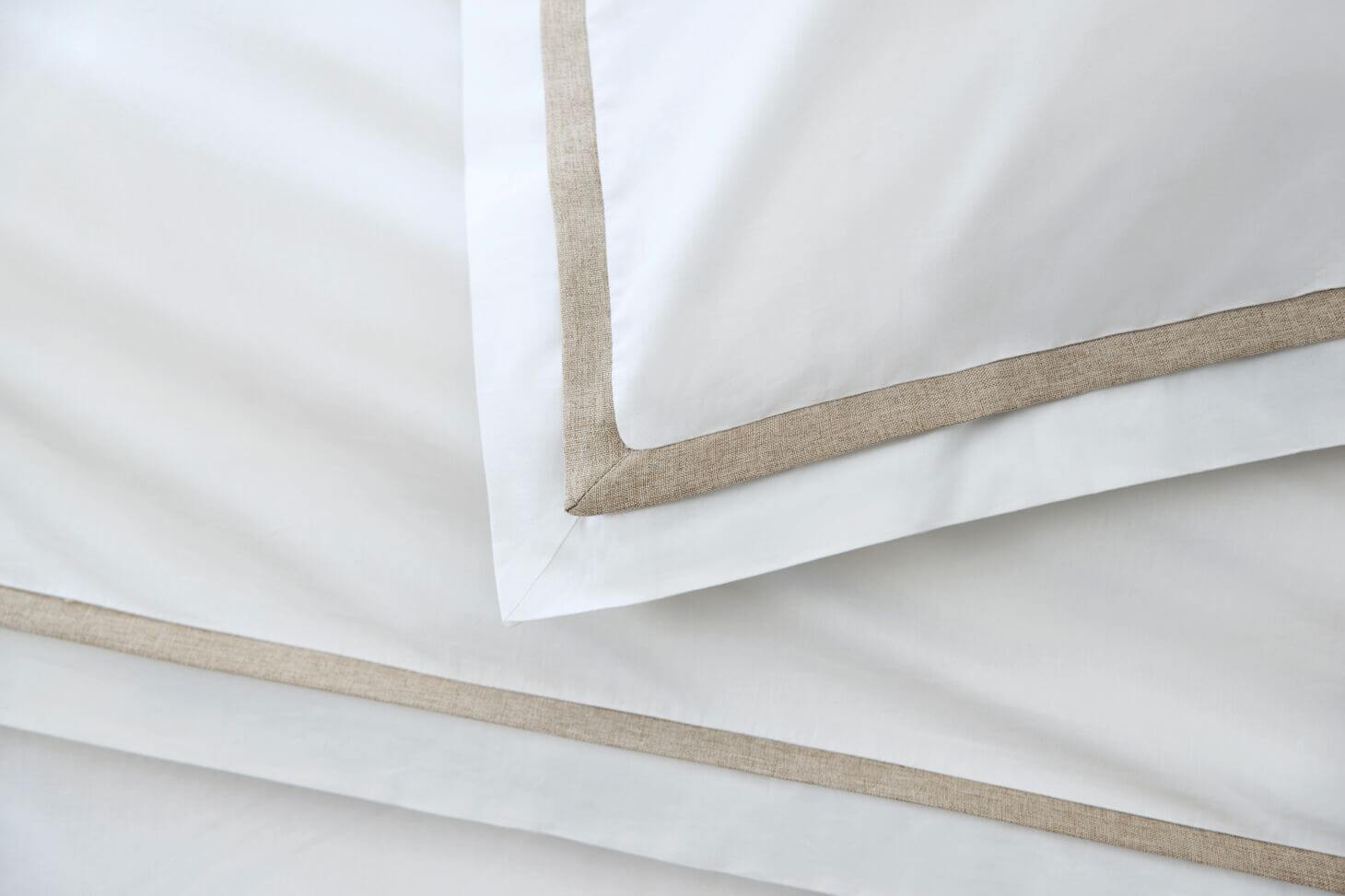 Aarie Duvet Set