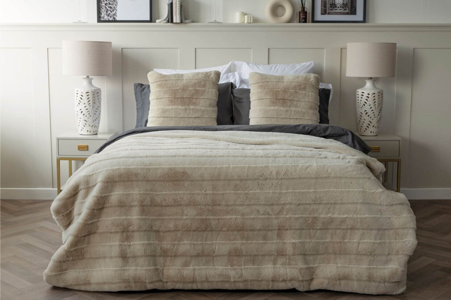 Oatmeal Alaska Throw and Cushion