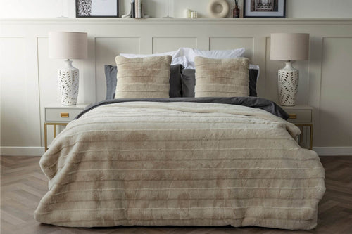 Oatmeal Alaska Throw and Cushion