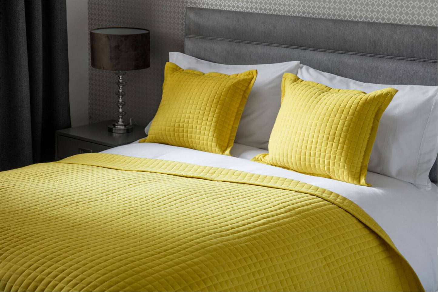 Crompton Throw - Saffron