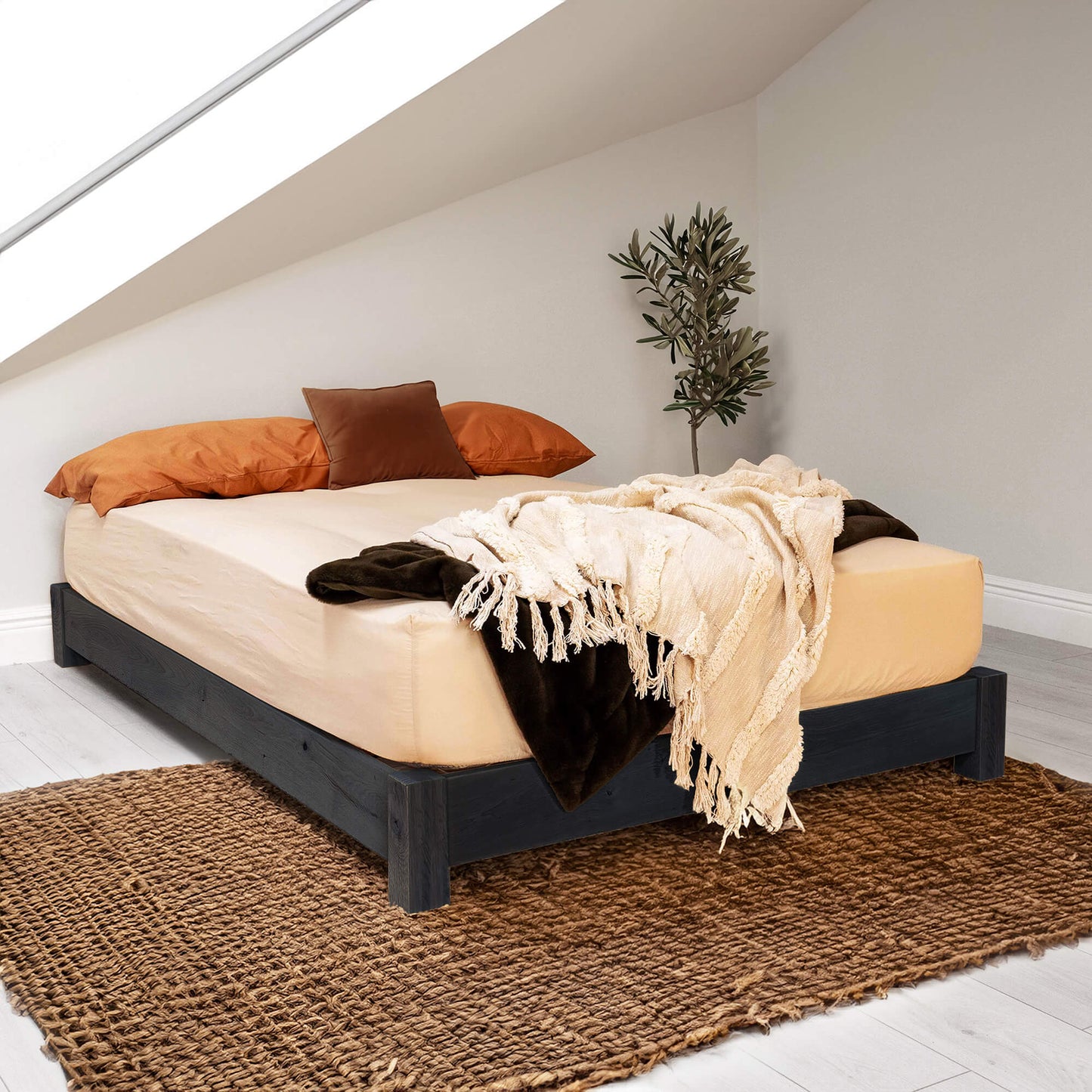 Solid Oak - Black