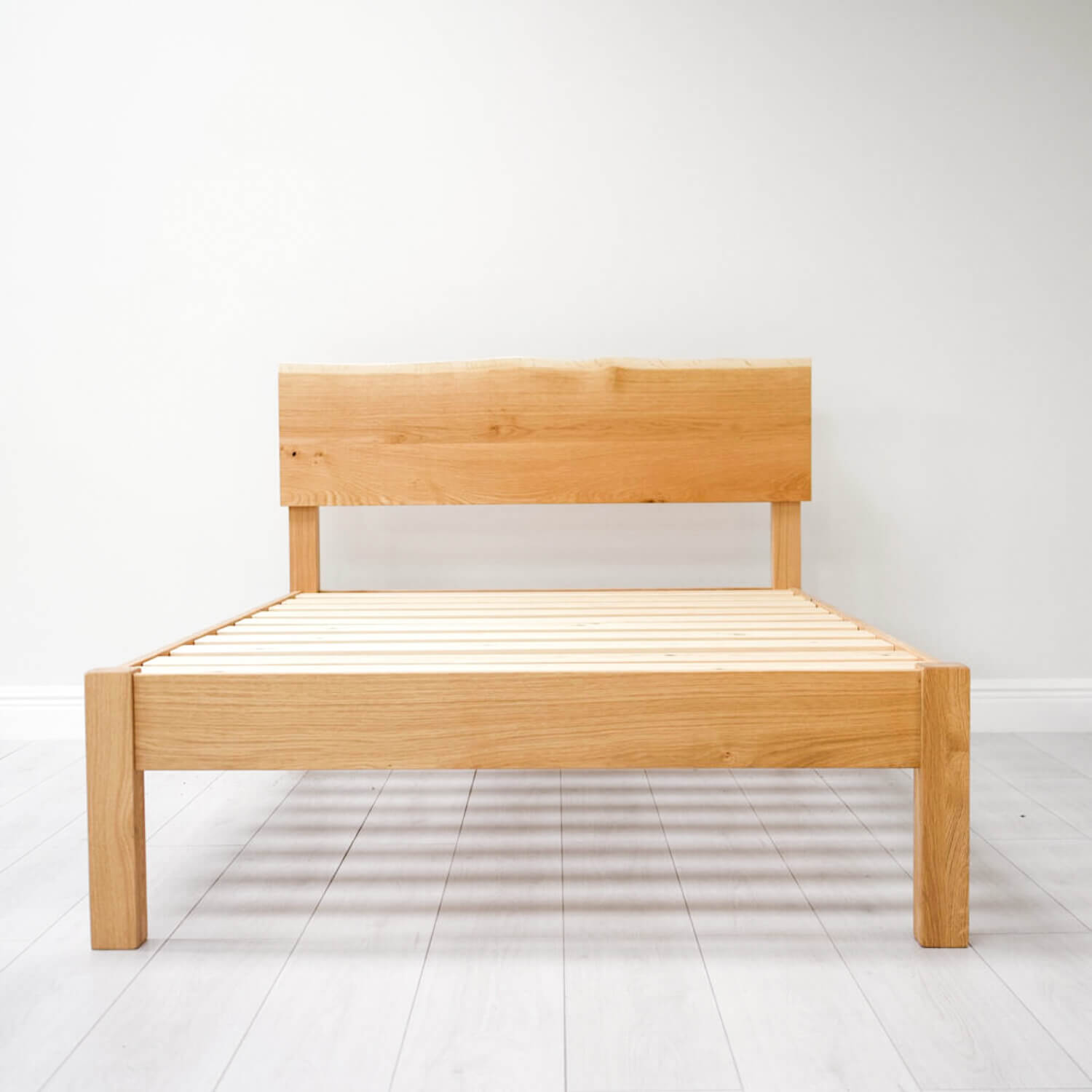 Live Edge Oak Bed Frame 02 - Light